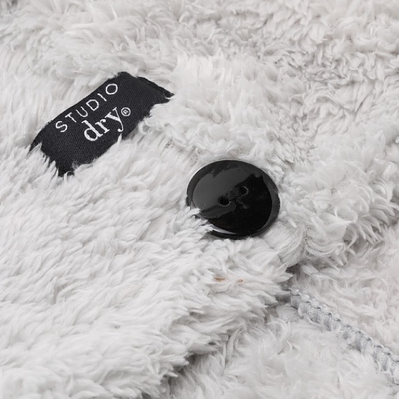 New Fast Drying Hair Towel - Picture 3 of 3